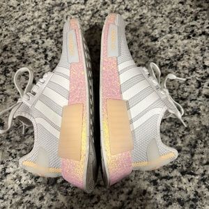 Adidas NMD_R1 Tennis Shoe